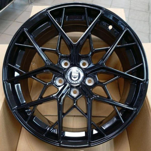 Диск IWheel IVF-754 8,5x19 5*114,3 Et:35 Dia:73,1 B